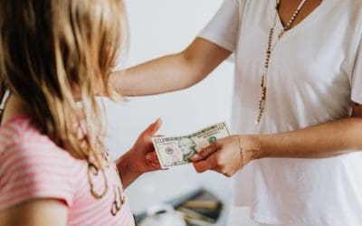 Financial Lessons – Encouraging Kids to Budget Their Money
